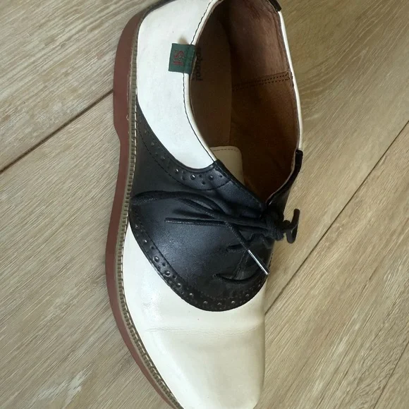 Leather School Issue saddle shoes. 1950s costume. Grease musical. Like new - Picture 6 of 9